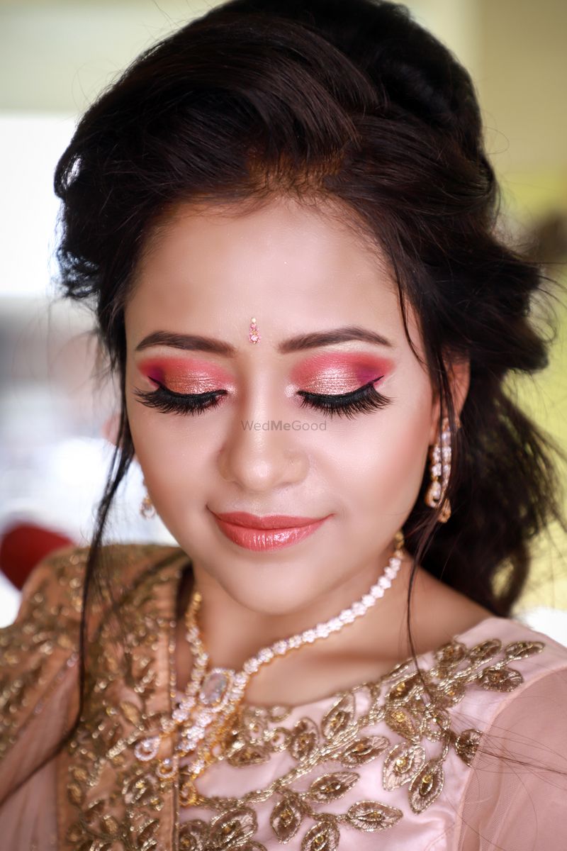 Tanishq Beauty Salon - Price & Reviews | Indore Makeup Artist
