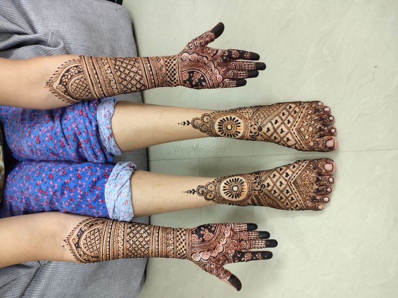 Sparkle24 Mehandi Art - pimple saodagar pune