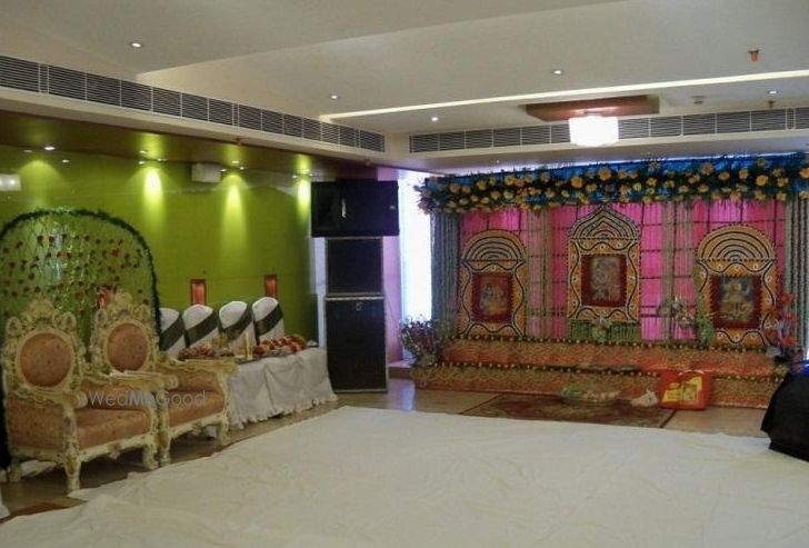 Aayojan Banquets