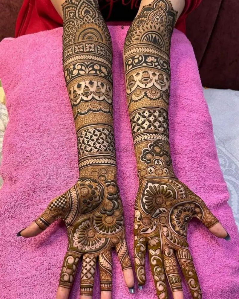 Lakshmi henna art