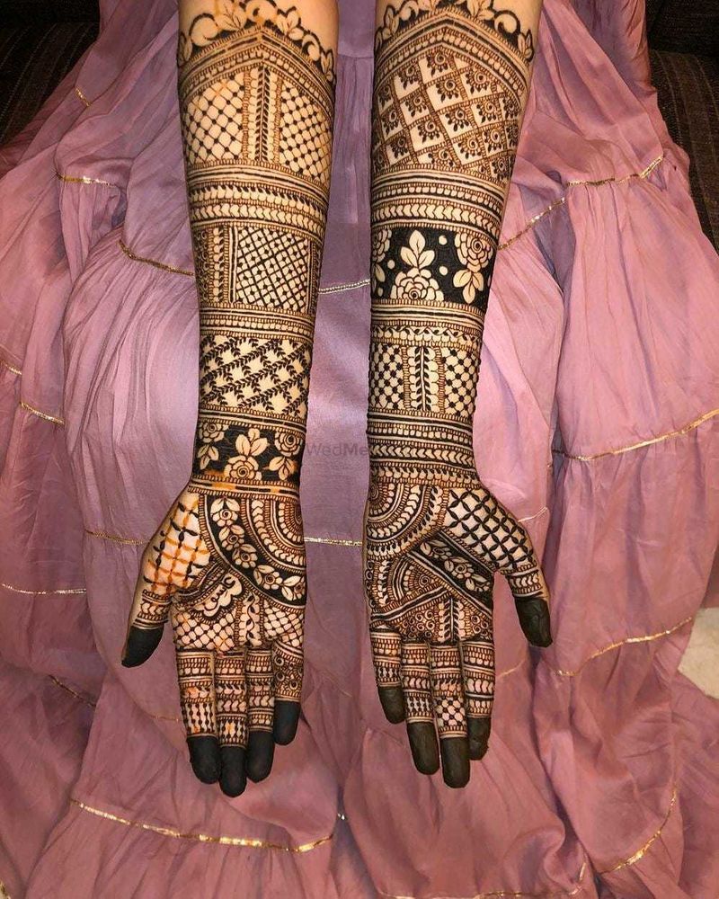 Pin by Aarti lalan mehedi artist on Mehndi | Leg mehendi design, Mehndi  designs, Wedding mehndi designs