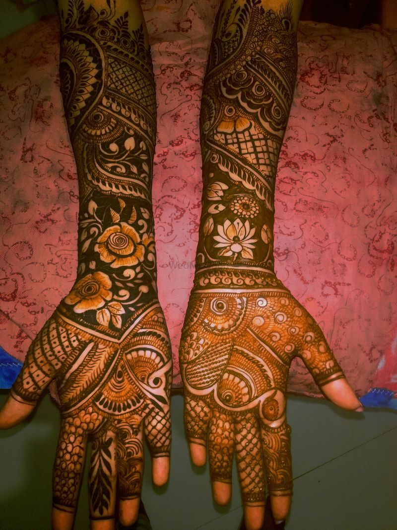 Pooja Choudhary Mehendi Artist- Price & Reviews | Indore Mehndi Artists