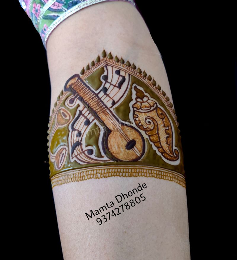 🎸Guitar Mehndi designs🥰/Learn how to draw guitar/tattoo mehndi designs/latest  mehndi designs guitar - YouTube