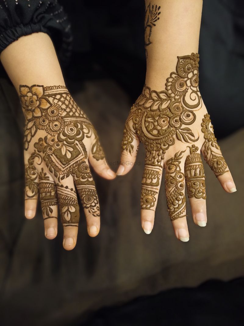 Sarang's Henna, Bhatkal - Manufacturer of Henna Mehandi and Empty  Cellophane Henna Sheet Ready To Fill Mahendi