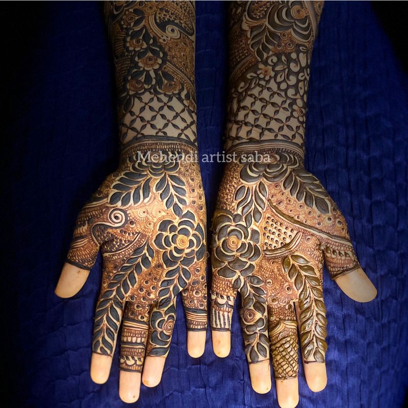 Jayshree Mehndi Designer - Today's my engagement 💍 mahendi 3D effect+dubai  style 😍😘 | Facebook