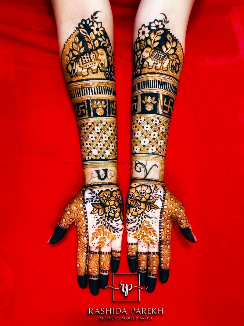 Best Mehndi Artist - Dulhan Bridal makeup - The Wedding Byte - Wedding Byte