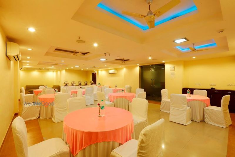 la sapphire hotel mahipalpur