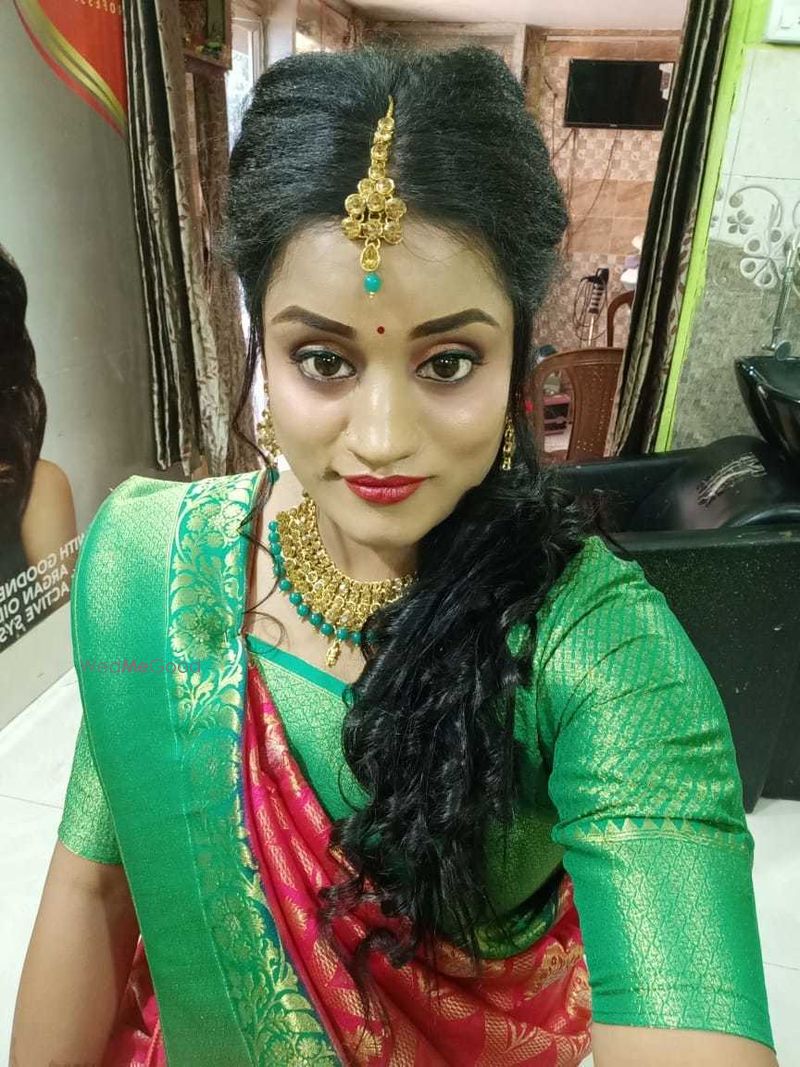 Photo By Gayatri Ladies Beauty Parlour Bridal Makeup