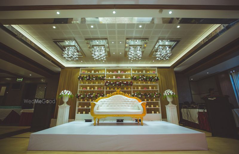 Capers Banquet Saki Naka, Mumbai Wedding Venue Cost