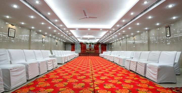 hotel anand lok dwarka