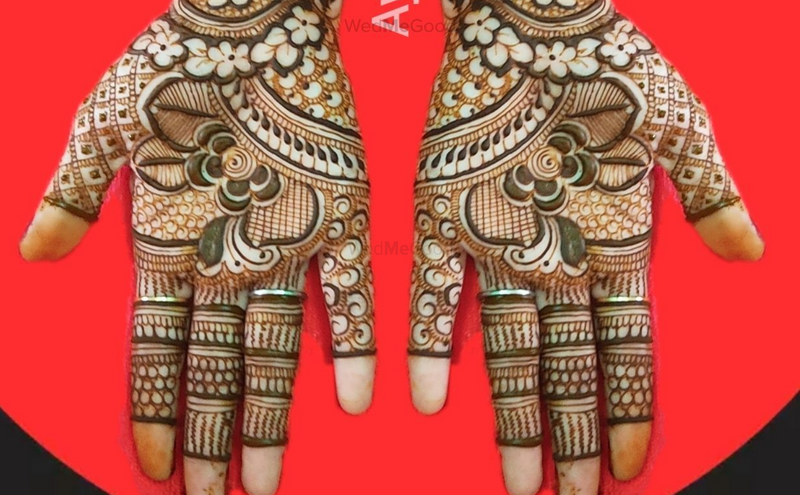 Latest Groom Mehndi Designs That Are Going Viral This Wedding Season -  SetMyWed