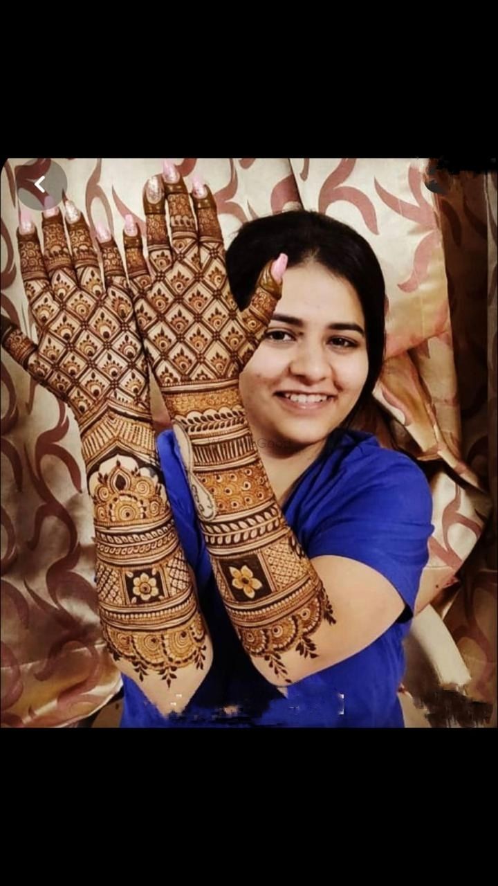 Neetha's Mehendi Designs