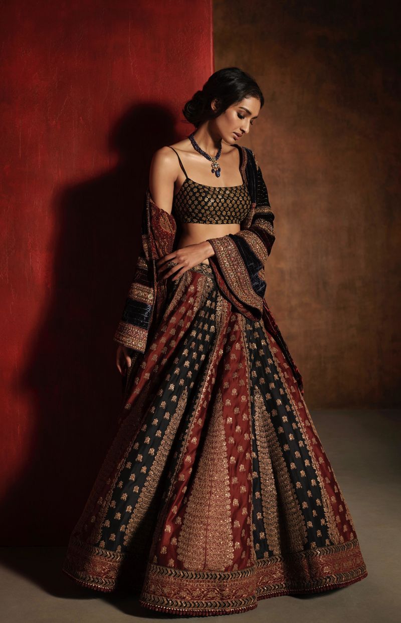 Samantha Ruth Prabhu Sets Festive Goals In Ritu Kumar Couture In New York -  News18