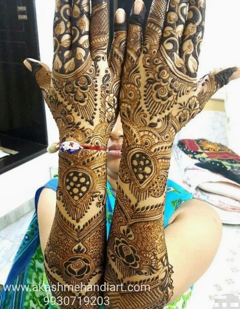 Pin by Ritu Nahar on mehndi | Mehndi designs for kids, Circle mehndi designs,  Very simple mehndi designs