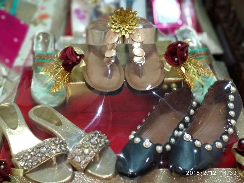 Bridal Chappal//Sandal //Jutti Packing Idea//Dulhan ke Juto ki packing//Trotusse  Packing Tutorial - YouTube