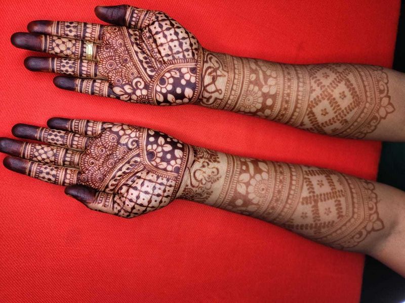 51 Karwa Chauth Mehndi Designs For Newlywed Brides