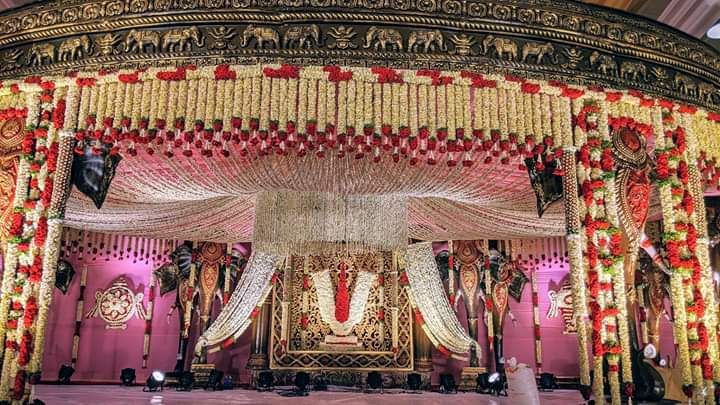 Round Crown Mandapam -Decorations | BookTheParty.in