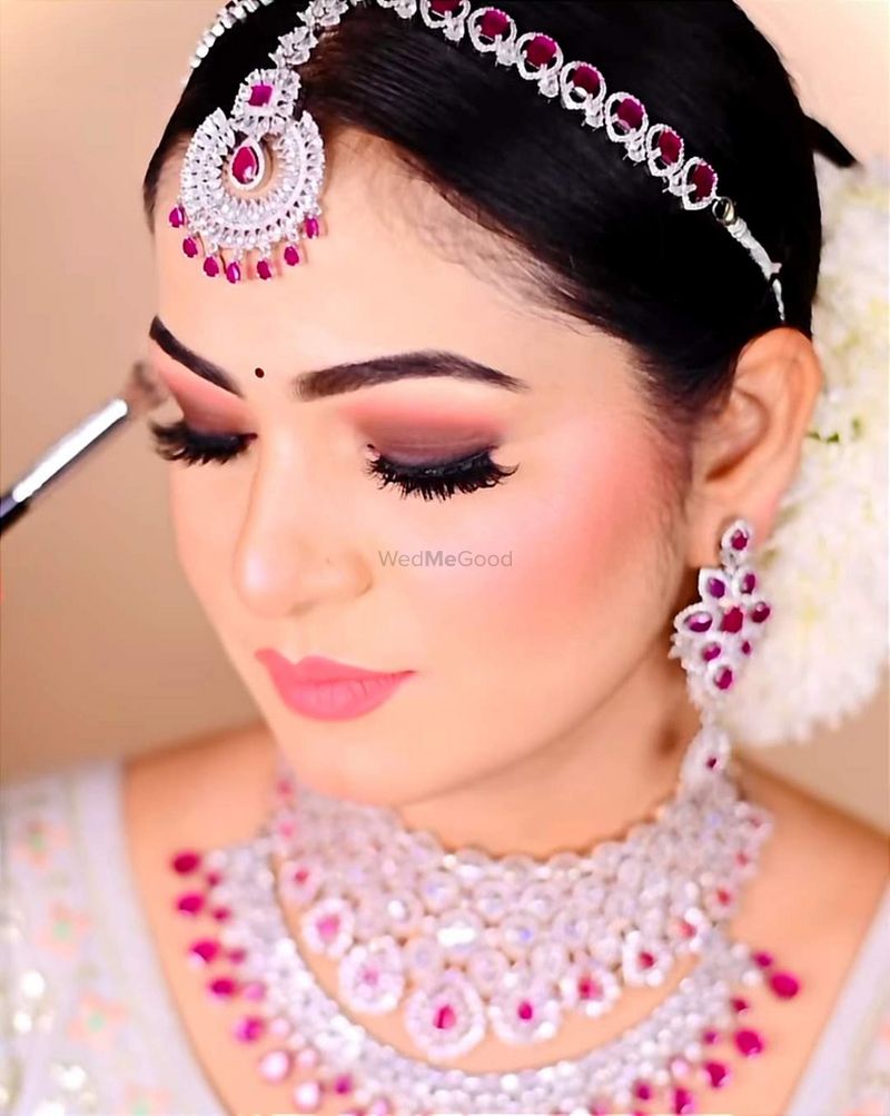 Kiara Advani Wedding Makeup Look - SUGAR Cosmetics