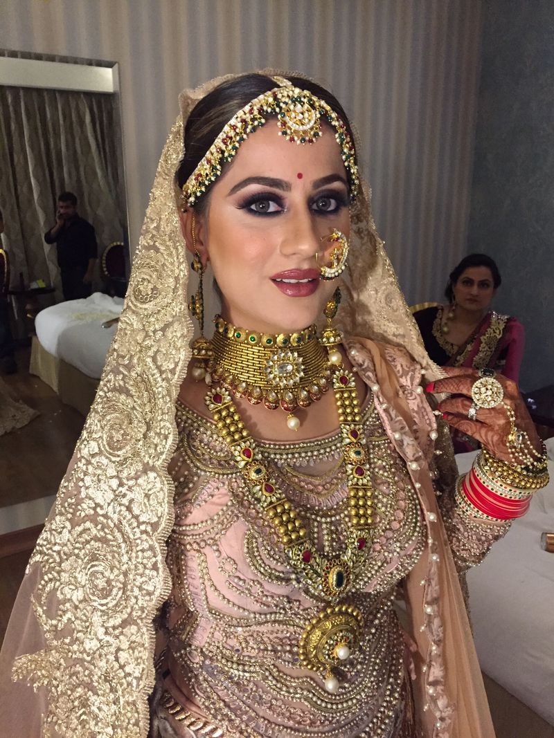 Best Bridal Makeup Artist in Delhi