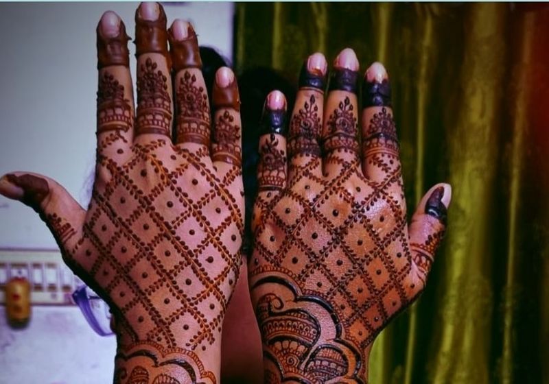 Back Hand bridal Mehndi check, Design Done by ✓✓ @prem_mehandi_arts_sangrur  @jatin_mehandi_sangrur Book your bridal mehandi… | Instagram