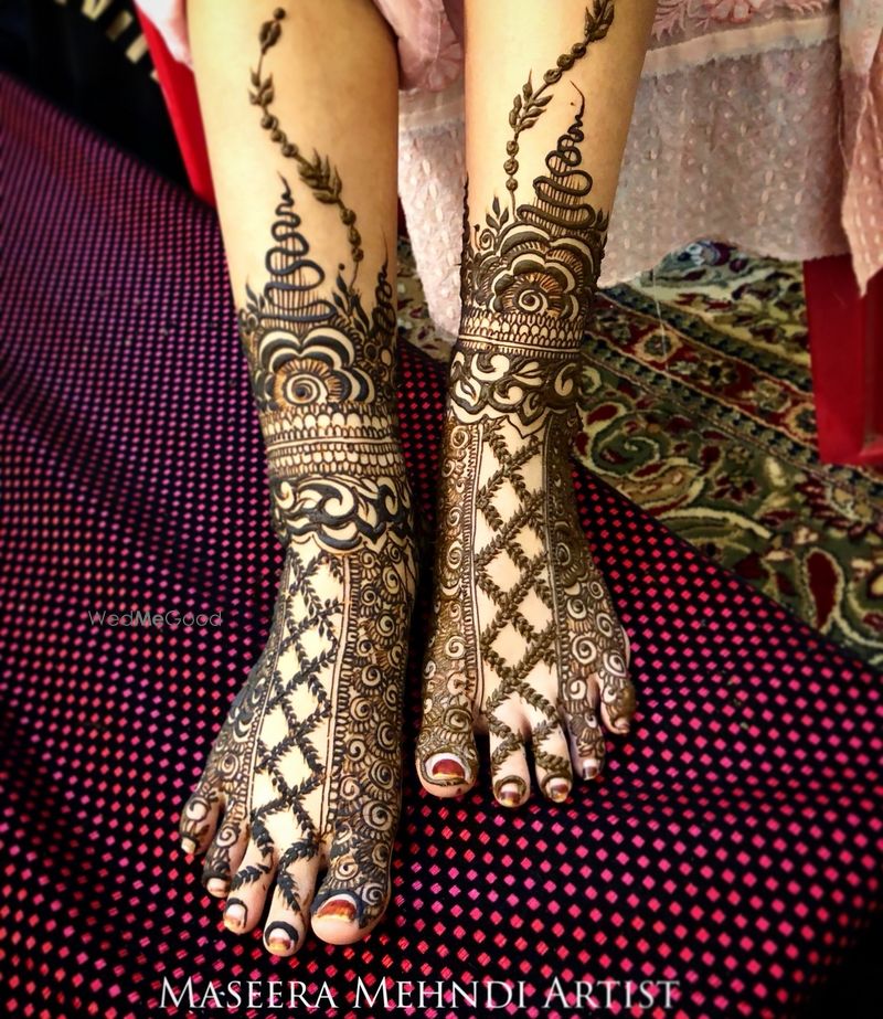 25+ Unique & Best Rose Mehndi Designs for Brides & Bridesmaids |  WeddingBazaar