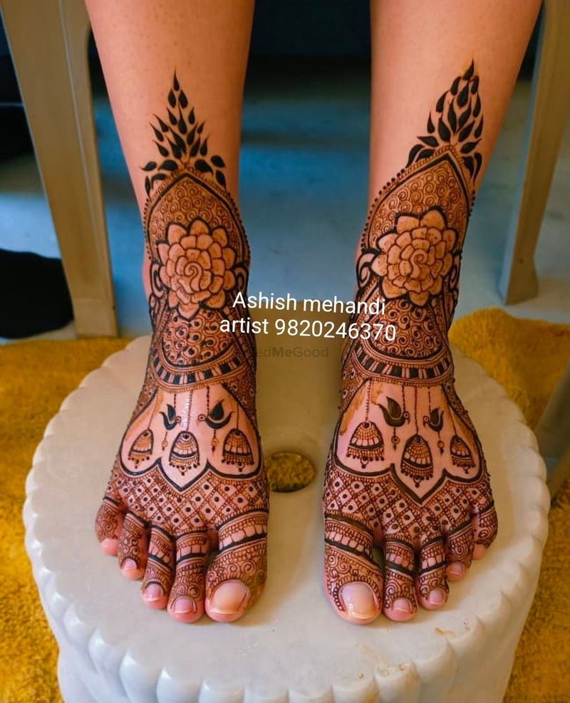 Simple Mehndi design | Instagram