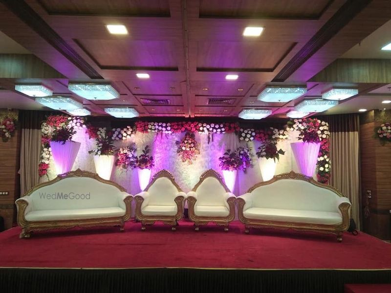 Avirahi Banquet Kandivali West