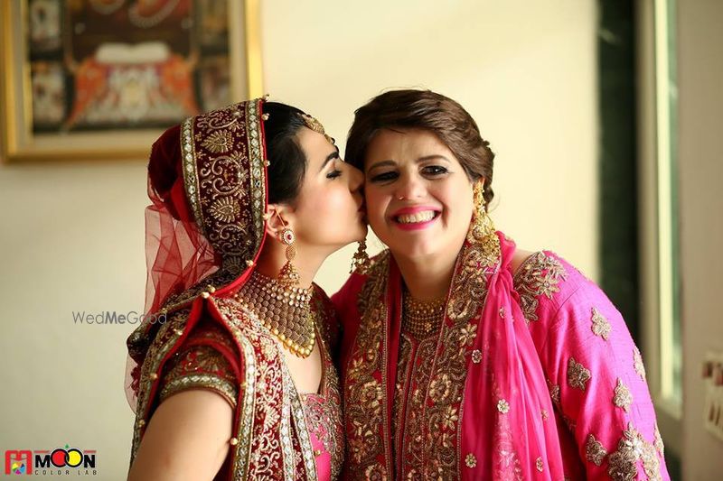 Moon Color Lab - Price & Reviews | Delhi NCR Photographer