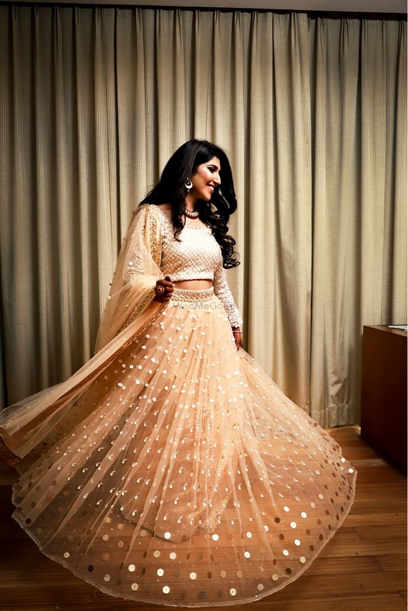 What should I wear in my sister's wedding a lehenga, saree, or gown? - Quora