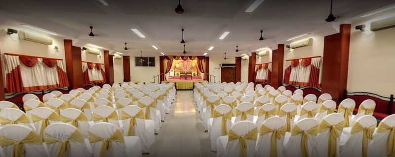 Khadayata Bhuvan Vile Parle East