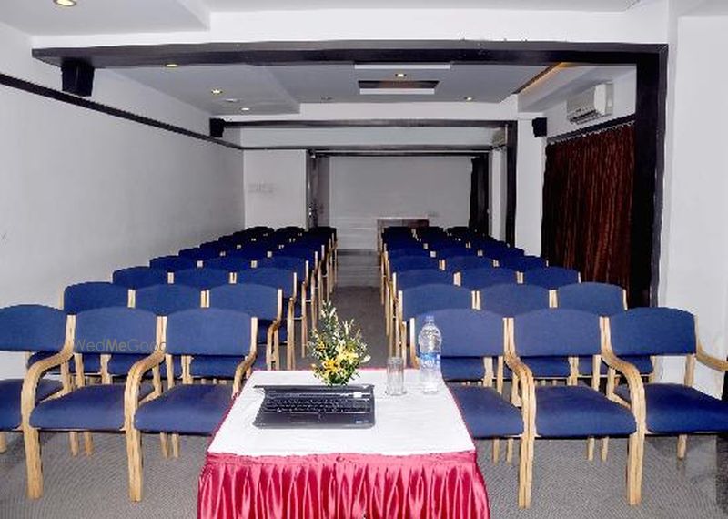 Lakme Executive Shivajinagar
