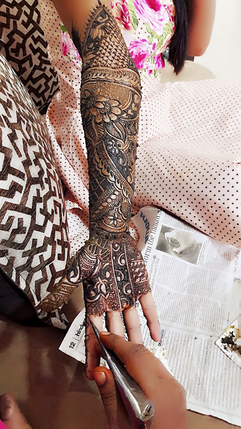 Ruhina Mehendi Design in Kopar Khairane,Mumbai - Best Mehendi Artists in  Mumbai - Justdial