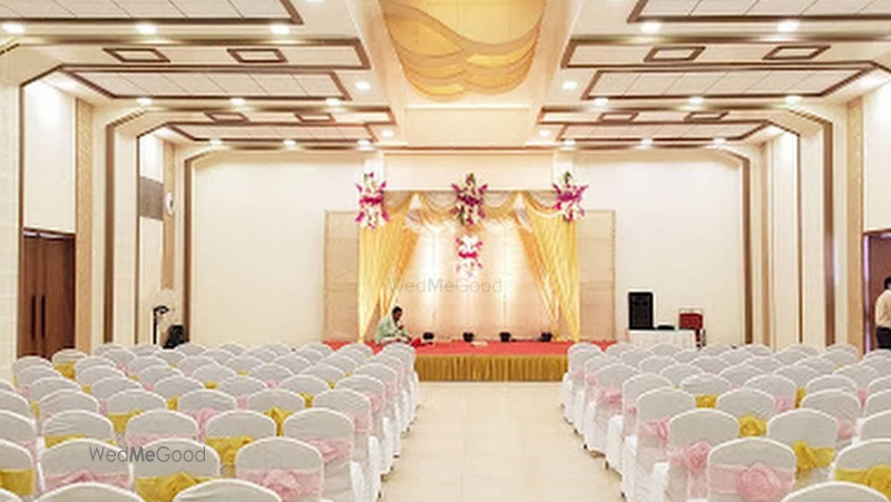 Utsav Banquets And Lawn Kondhwa