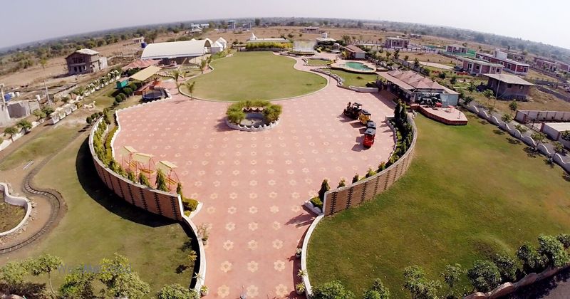 Photo By Ambika Farms - Venues
