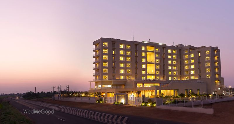 Grey Suit Hotel