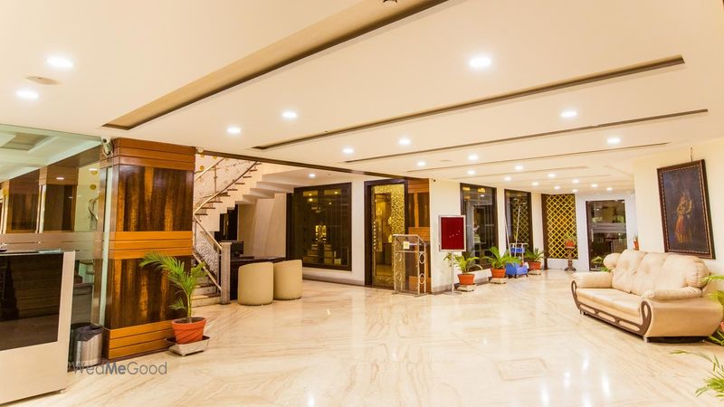 Papaya Tree Hotel