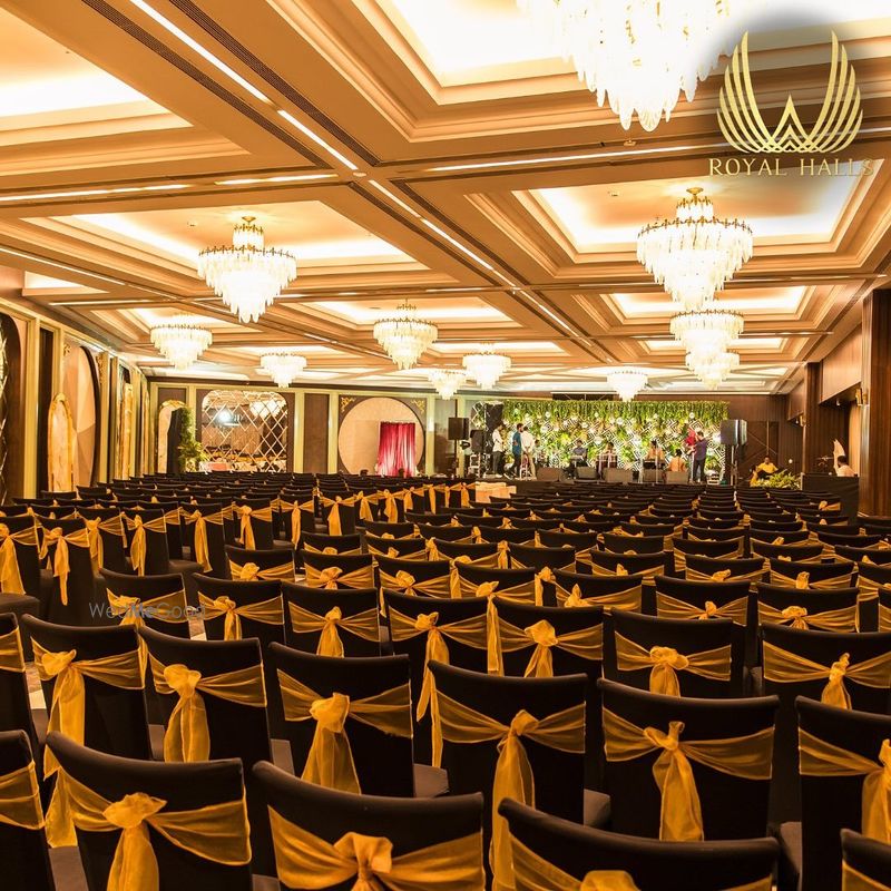 Royal Halls NSCI Luxurious Banquet Hall