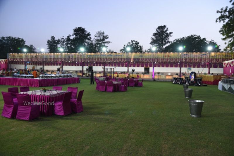Pradhan Farm Delhi