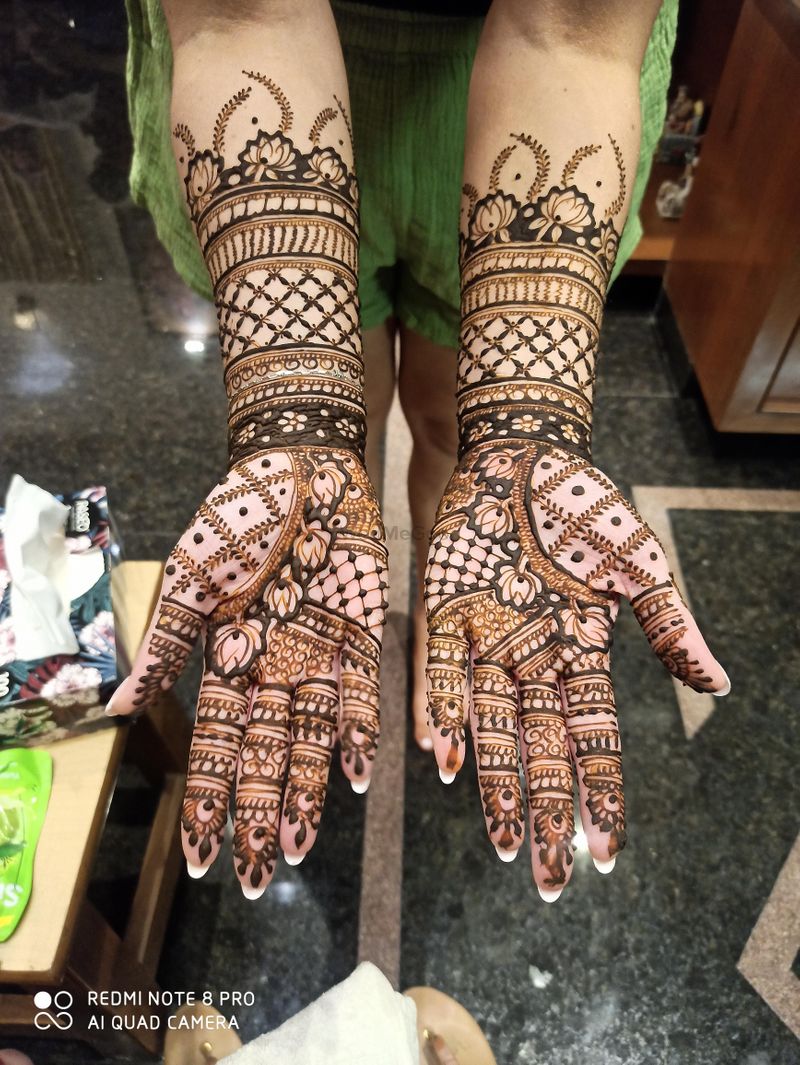 Bridal Mehndi Artists in Bangalore (1) | Which mehendi cone … | Flickr