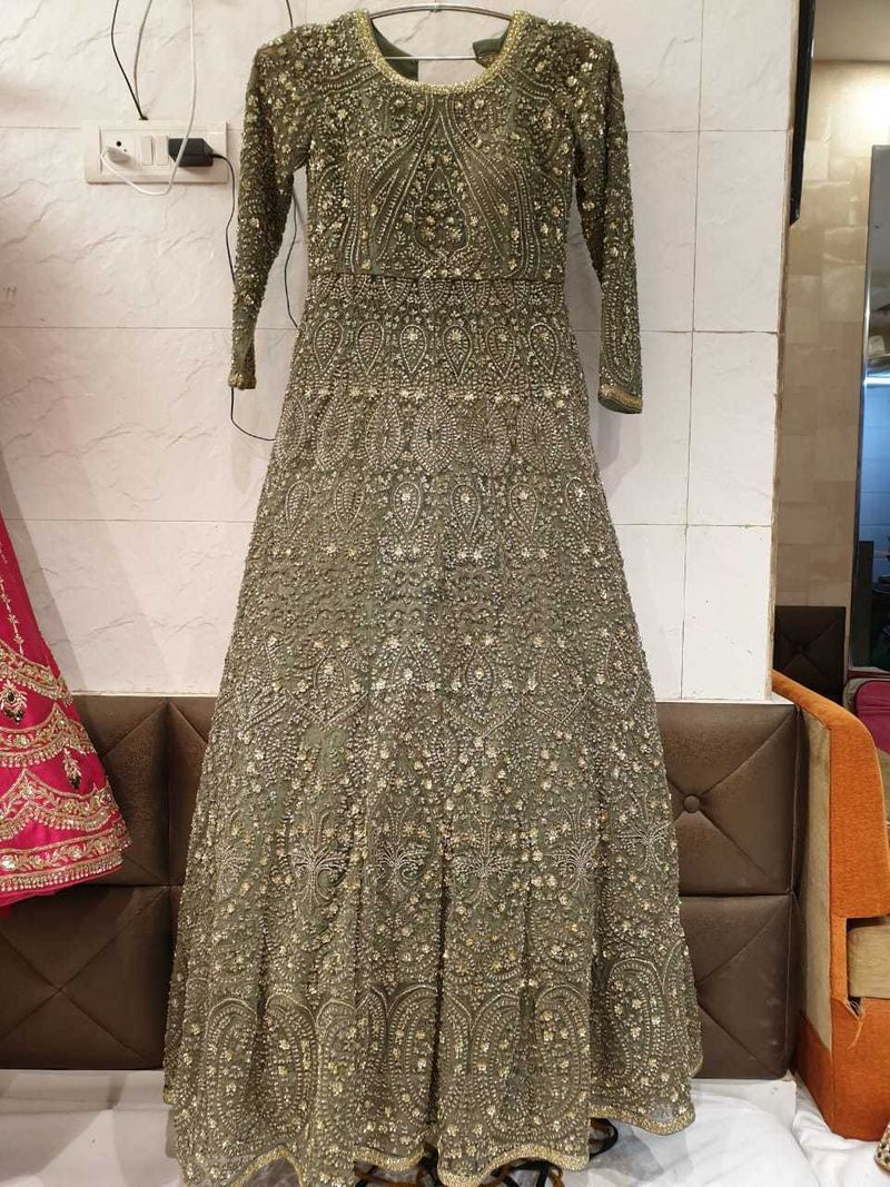 Heavy Zardozi Dabka handwork bridal Lehenga Choli😍 Follow me for latest  Lehenga Collection in Chandni Chowk Delhi❤️ Shop Details... | Instagram
