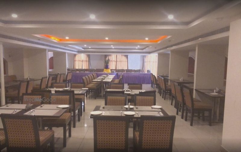 Hotel Devi Grand