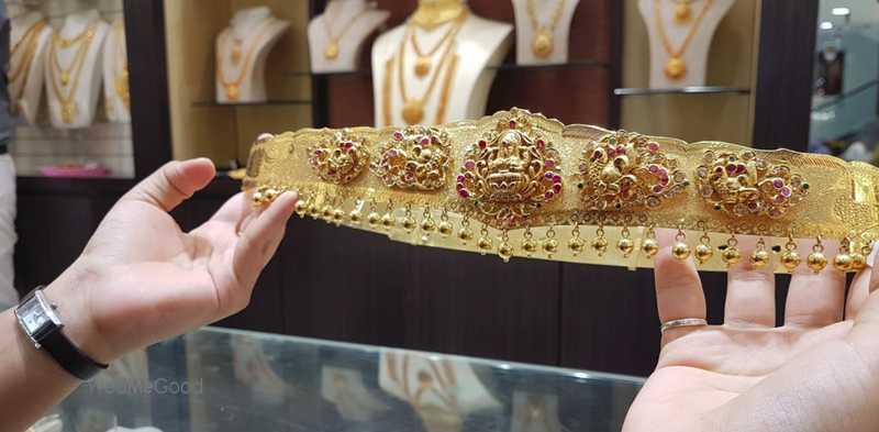 Khazana jewellery outlet share price