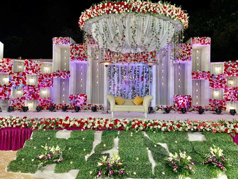 Khushi Lawn