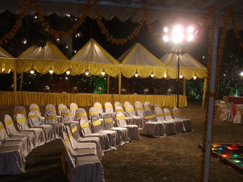 Purab Pashchim Restaurant and Banquet