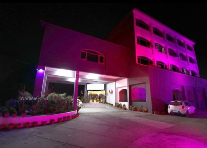 Rixs Hotel and Resort