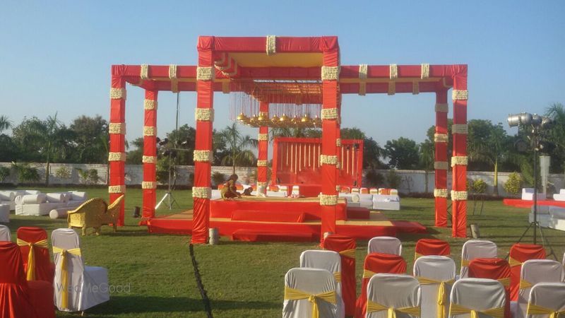 Lalita Party Plot