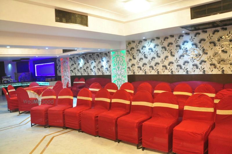 relax party hall ashok vihar