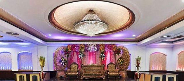 s k kumar banquet hall patparganj