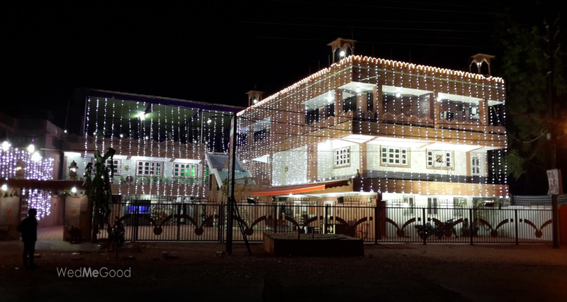 Hotel Akash Ganga