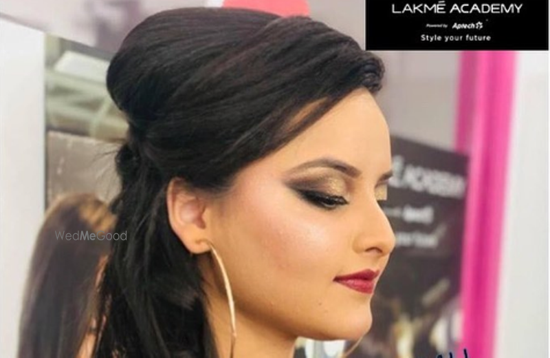 Lakme Academy Jammu Price & Reviews Jammu Makeup Artist